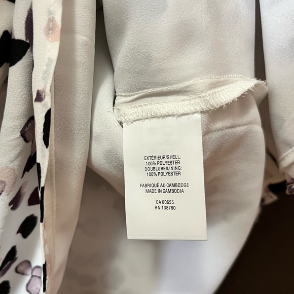 V-Neck Sleeveless Cami - Picture 8 of 8